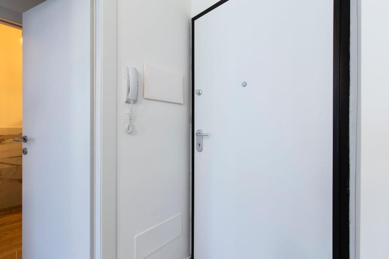 Apartamento Noto 10 Milán Exterior foto